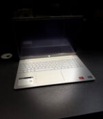 ⁦HP Laptop 15-FC0146DX⁩ - الصورة ⁦3⁩